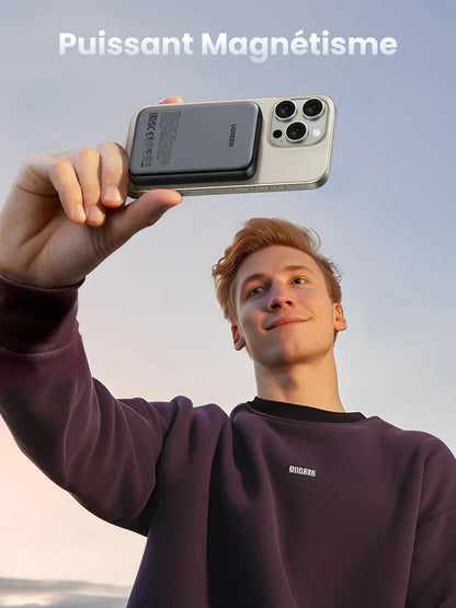 Magnetic external battery