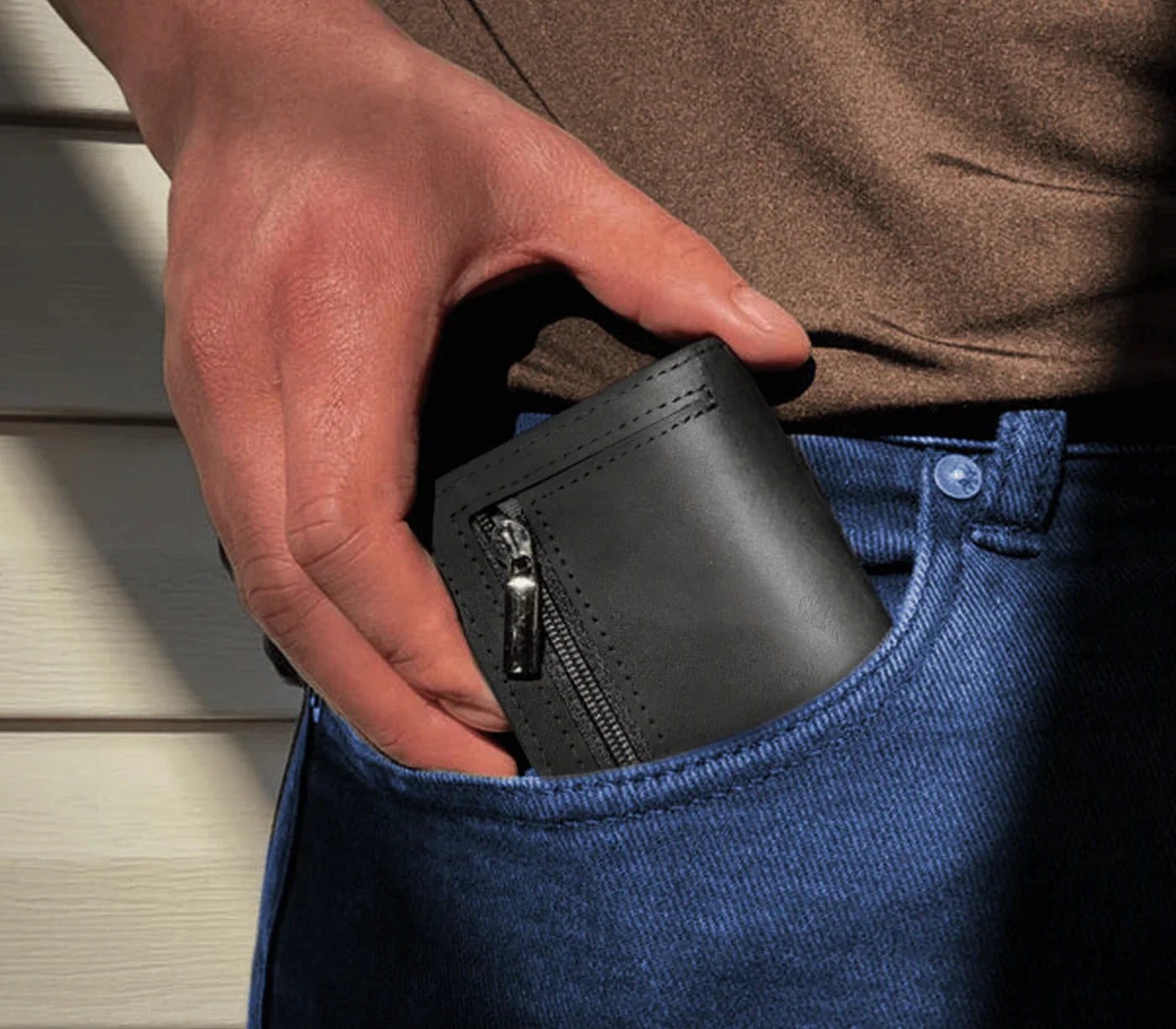 Wallet | Leather Wallet with Locker & Jump